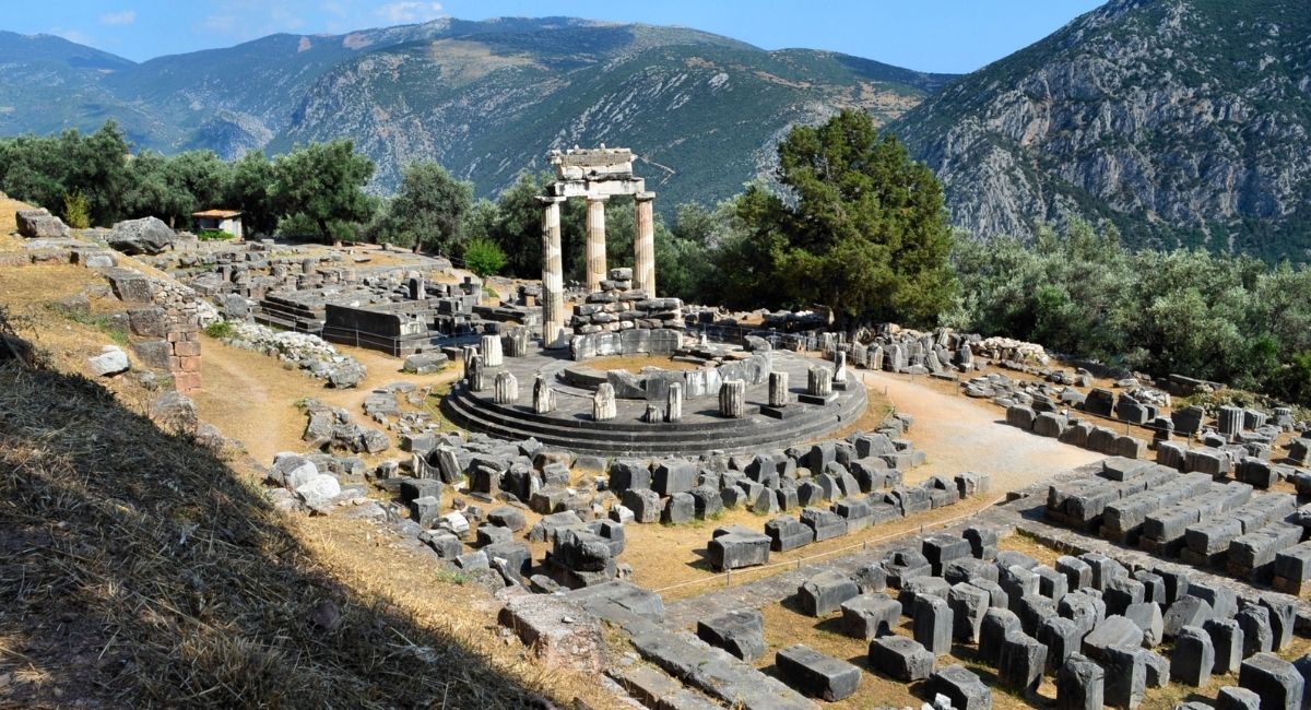 Oráculo de Delfos: Historia y Significado